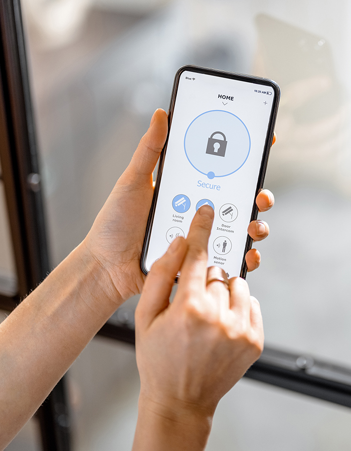 Smartphone With Launched Application For Alarm Sec Qpe4546.jpg